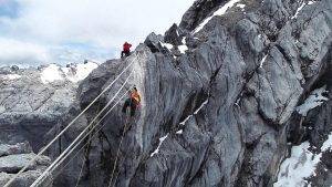 Tyrolean Traverse, approaching the summit