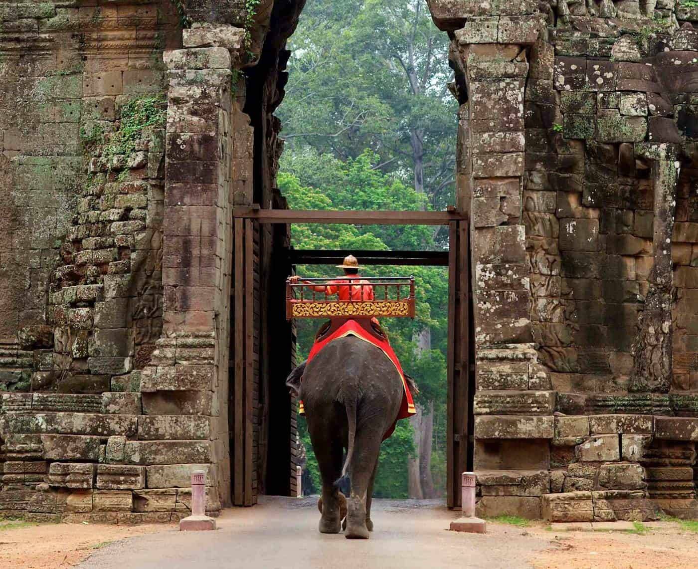 EXPLORE THE LOST TEMPLES OF ANGKOR