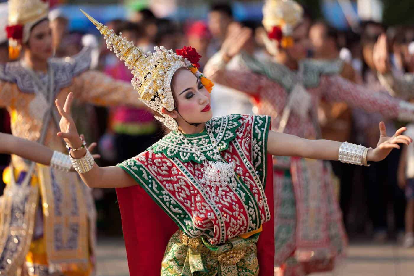 5 MUST-VISIT FESTIVALS IN BANGKOK - Travel magazine for a curious