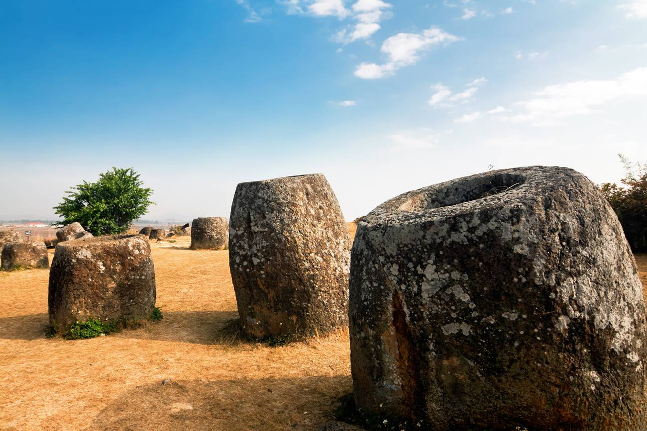 VISIT THE MYSTERIOUS PLAIN OF JARS