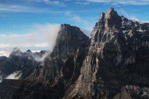 Carstensz Pyramid, Puncak Jaya (4884 m)