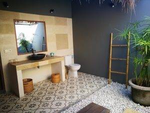 Villa Saia, open-air bathroom