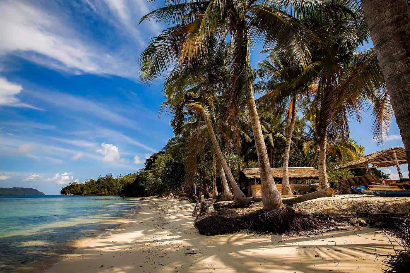 THE SPICY COAST OF PADANG